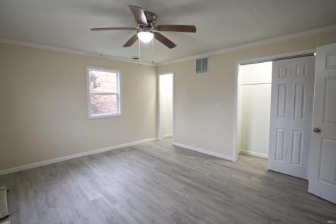809 N Court Street Sullivan IN 47882