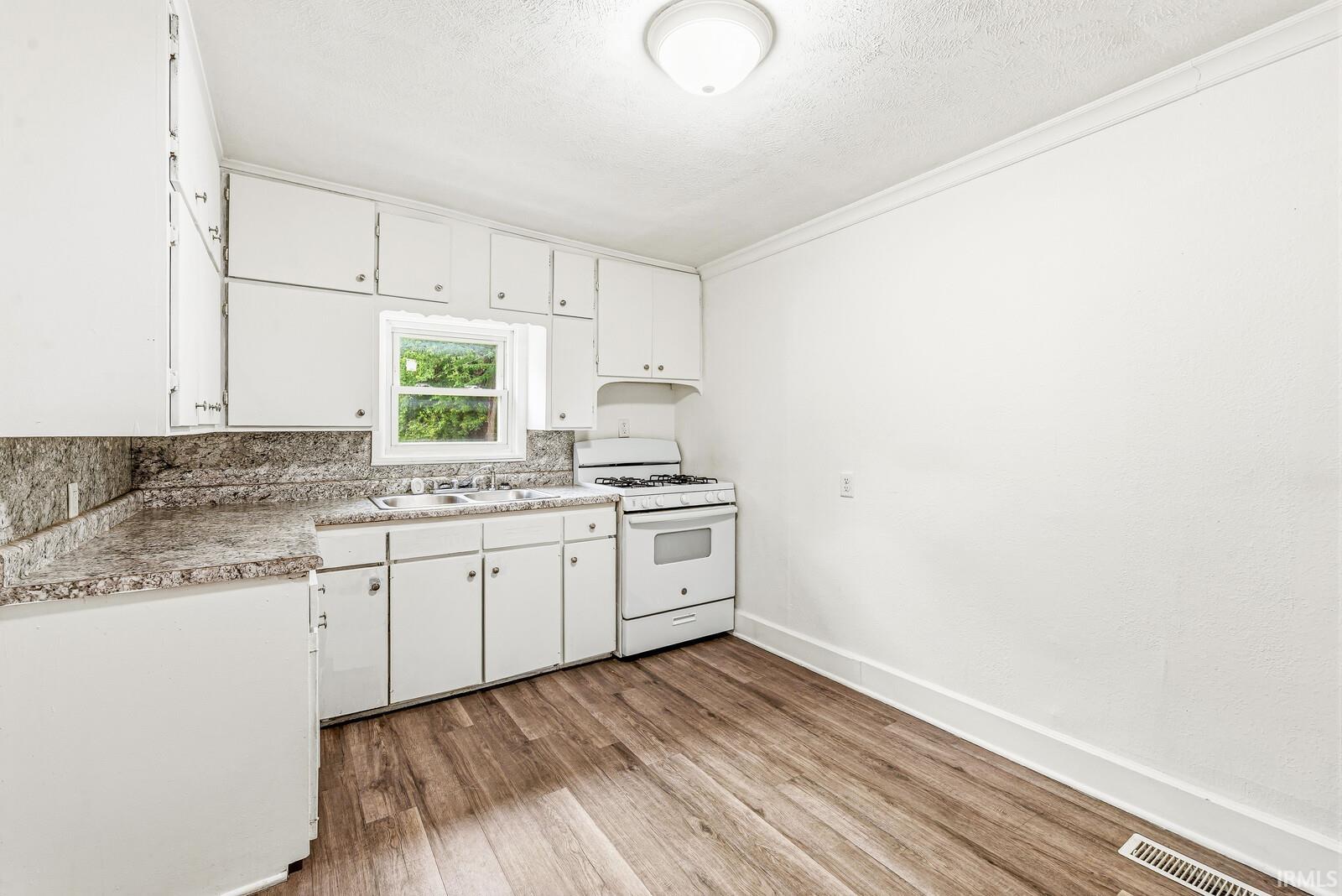 617 E Jefferson Street Goshen IN 46528