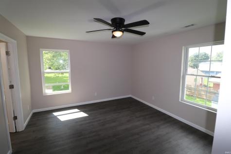 1653 E Jefferson Street Frankfort IN 46041