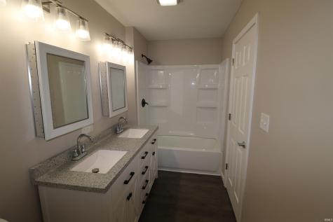 1653 E Jefferson Street Frankfort IN 46041