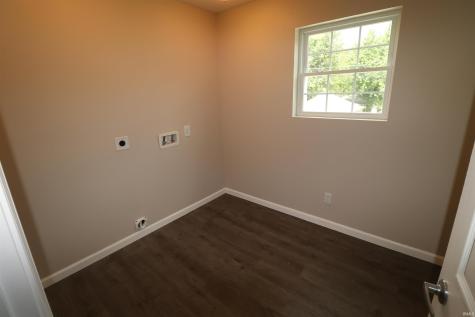 1653 E Jefferson Street Frankfort IN 46041