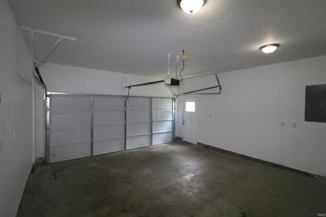 1653 E Jefferson Street Frankfort IN 46041