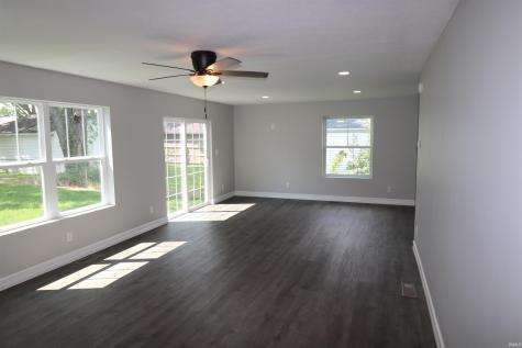 1653 E Jefferson Street Frankfort IN 46041