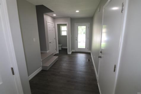 1653 E Jefferson Street Frankfort IN 46041