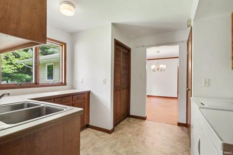 1767 N Cook Lane Monticello IN 47960
