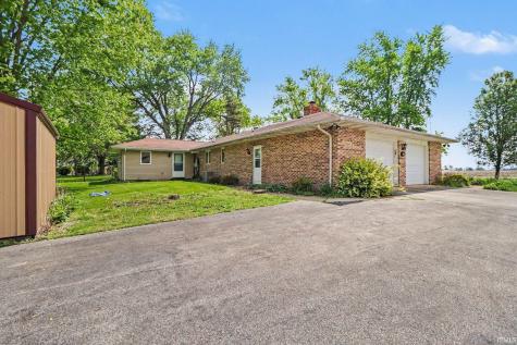 1767 N Cook Lane Monticello IN 47960