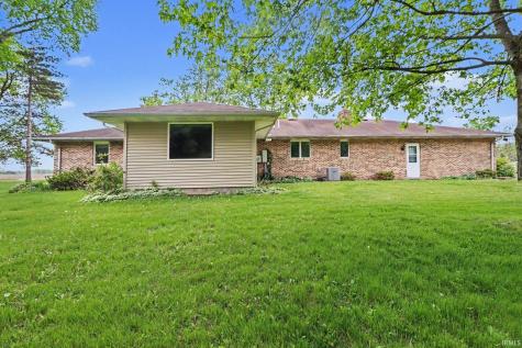 1767 N Cook Lane Monticello IN 47960