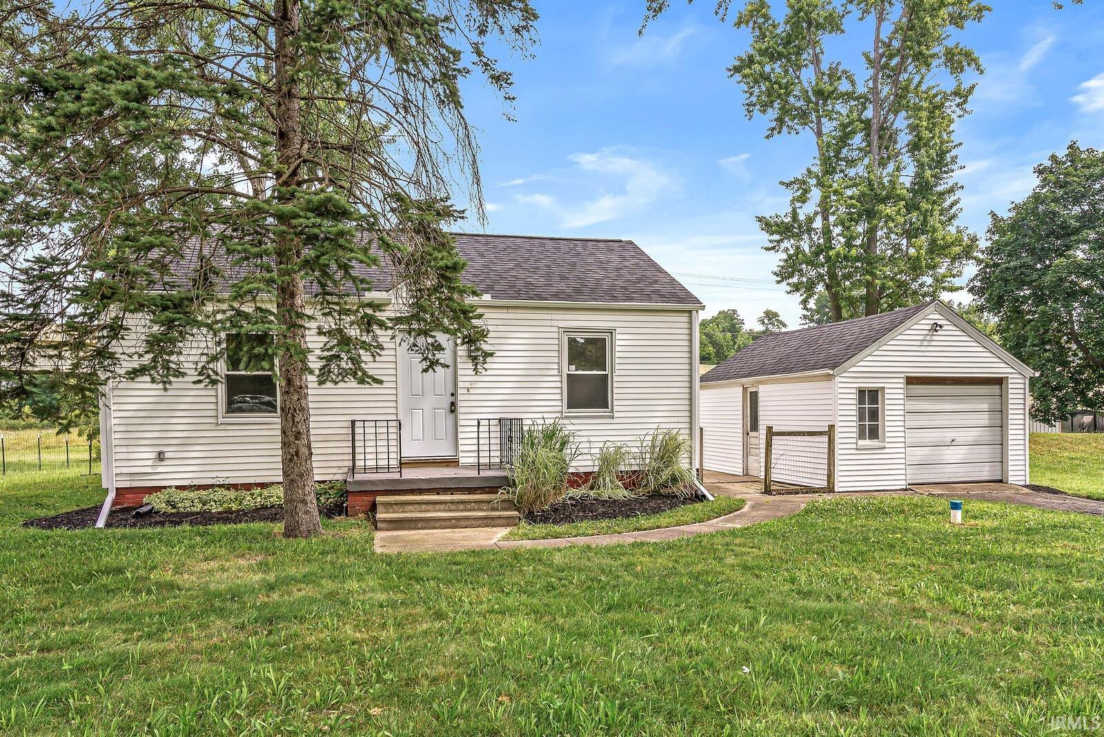 19819 Ruth Avenue South Bend IN 46614