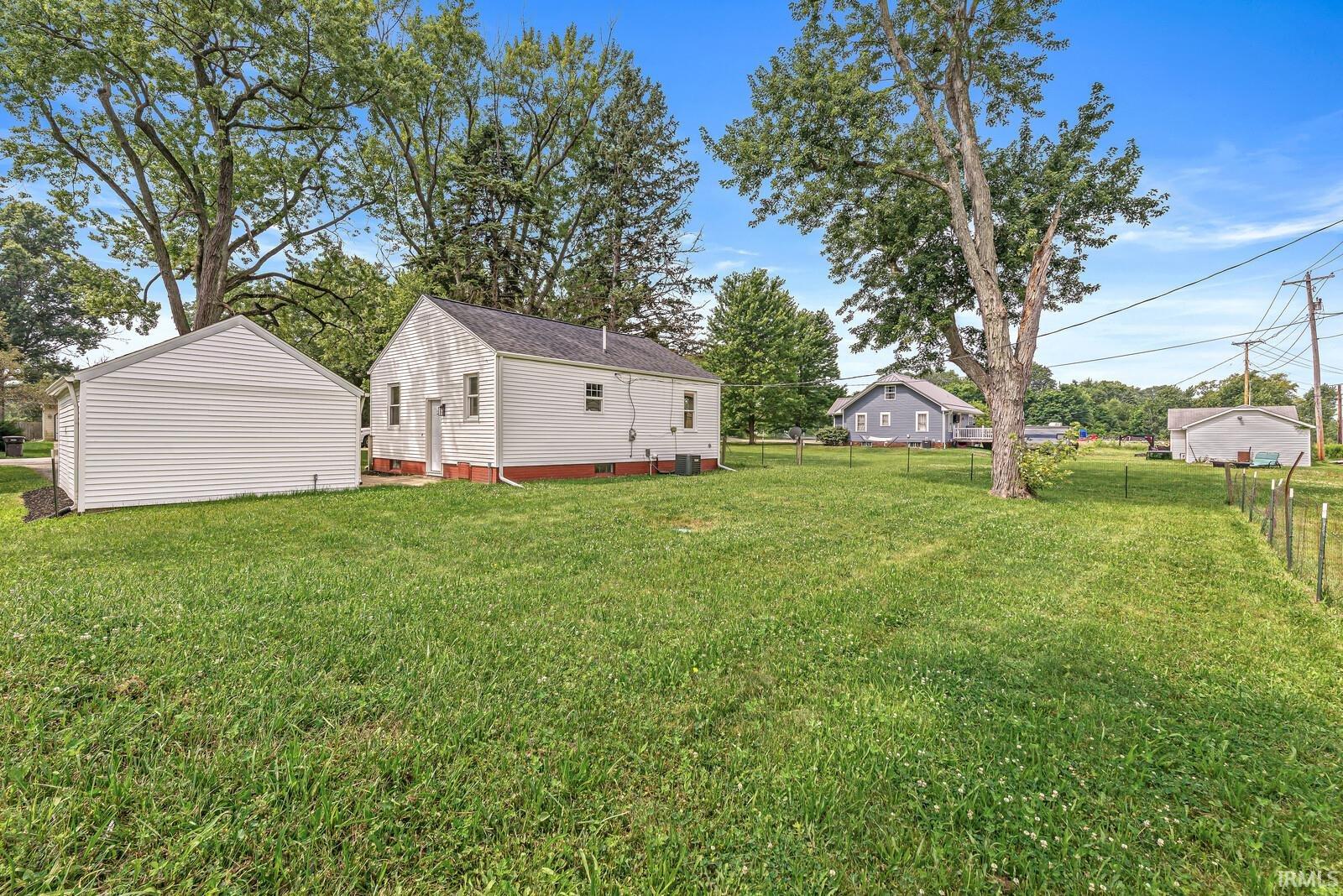 19819 Ruth Avenue South Bend IN 46614