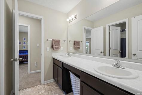 3224 Sand Walk Drive Kokomo IN 46902