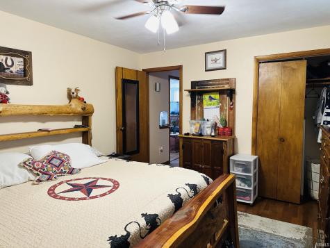 305 S Toner Street Kewanna IN 46939