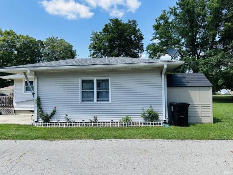 305 S Toner Street Kewanna IN 46939