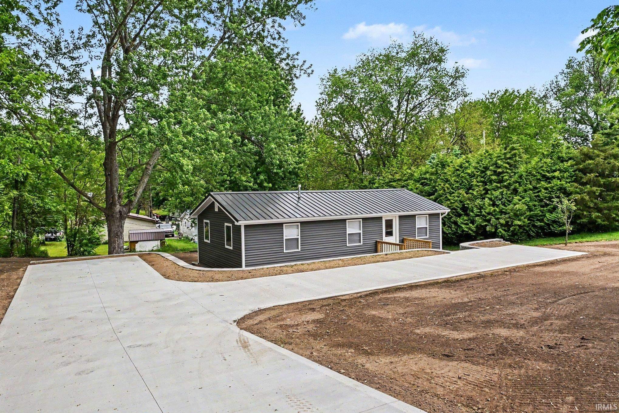 202 S 26th Street Goshen IN 46528