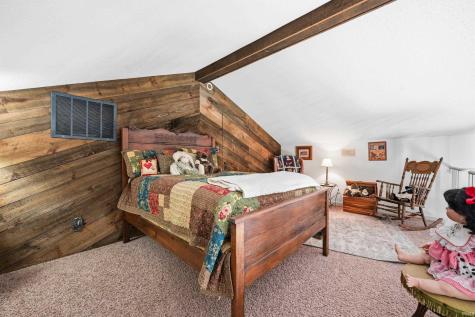 4804 N Camelot Drive Muncie IN 47304