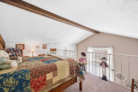 4804 N Camelot Drive Muncie IN 47304