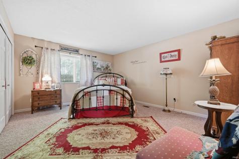 4804 N Camelot Drive Muncie IN 47304