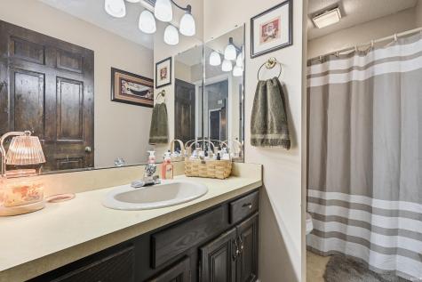 4804 N Camelot Drive Muncie IN 47304