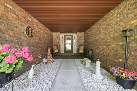 4804 N Camelot Drive Muncie IN 47304