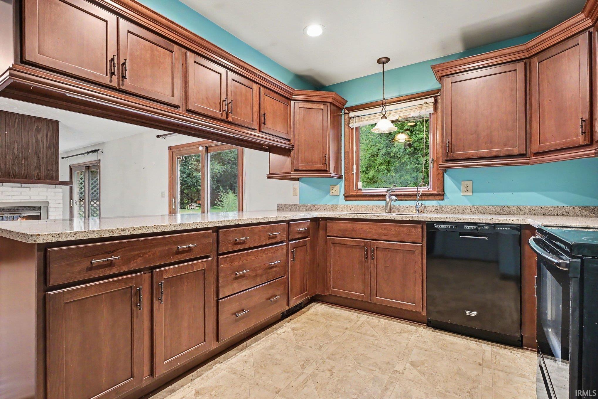 1512 Brook View Avenue Warsaw IN 46580