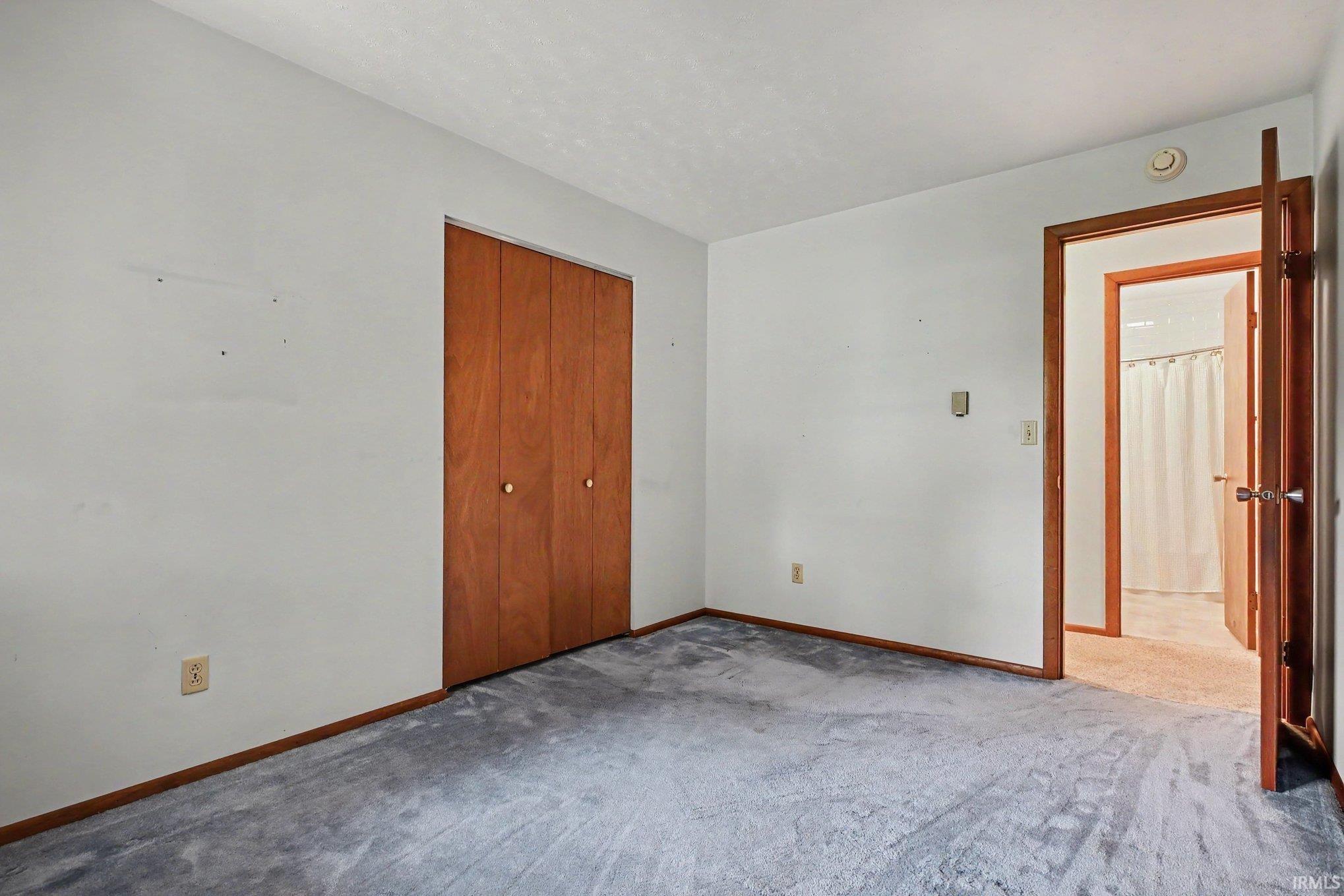 1512 Brook View Avenue Warsaw IN 46580