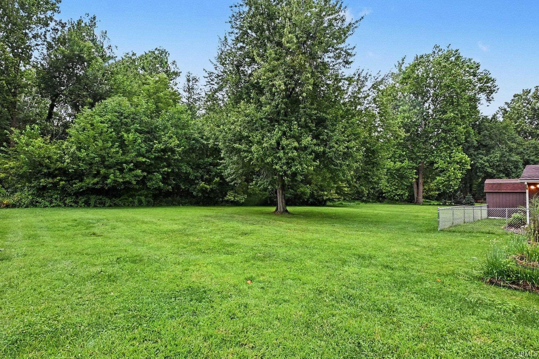 1512 Brook View Avenue Warsaw IN 46580