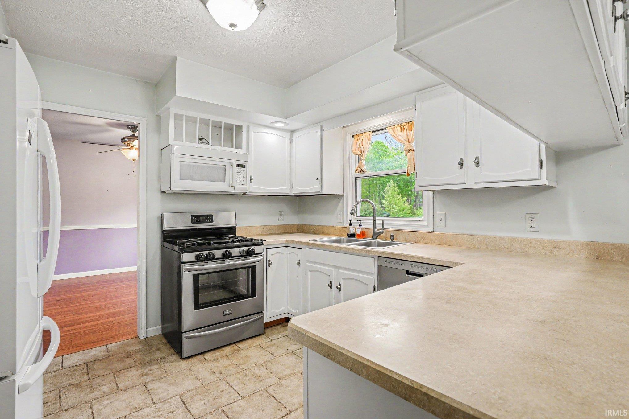 50985 Sturdy Oak Lane Granger IN 46530