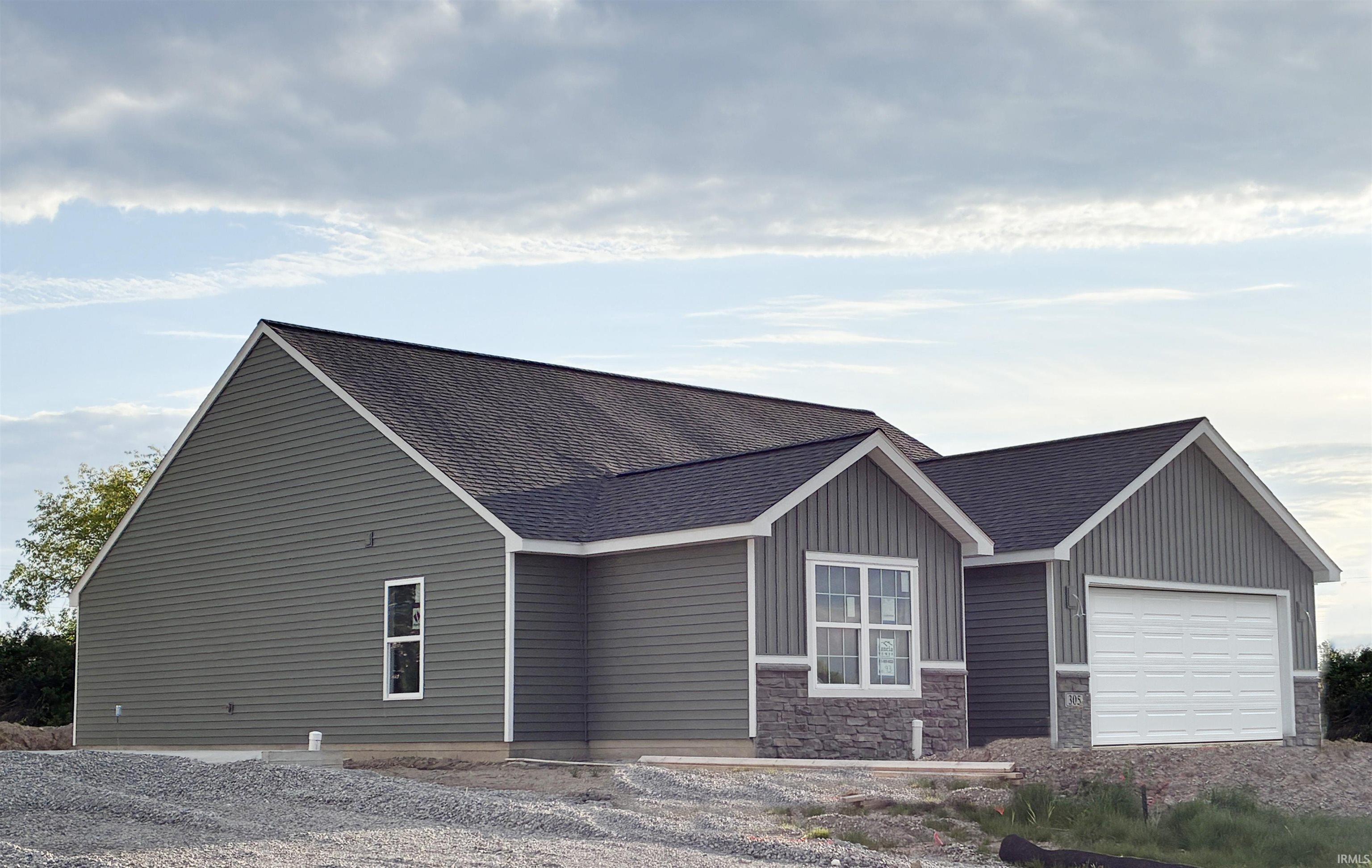305 Forecast Cove Fort Wayne IN 46845