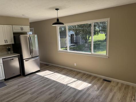 9871 S Evans Road Brookston IN 47923