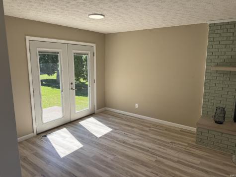 9871 S Evans Road Brookston IN 47923