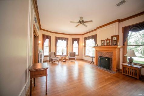 1716 Old Wheatland Road Vincennes IN 47591
