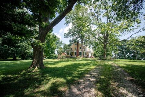 1716 Old Wheatland Road Vincennes IN 47591