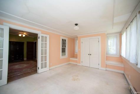 1716 Old Wheatland Road Vincennes IN 47591