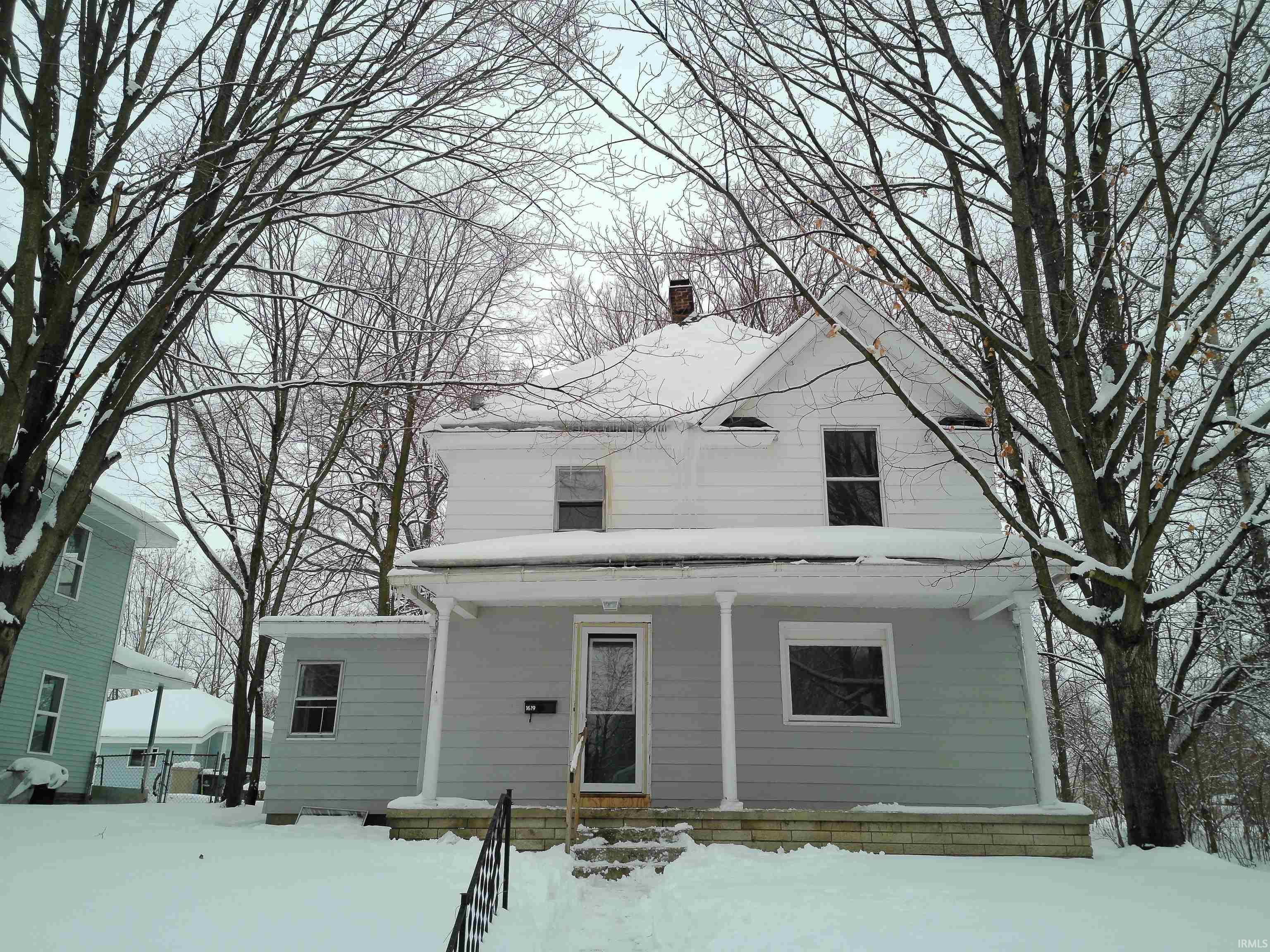 1619 Leer Street South Bend IN 46613