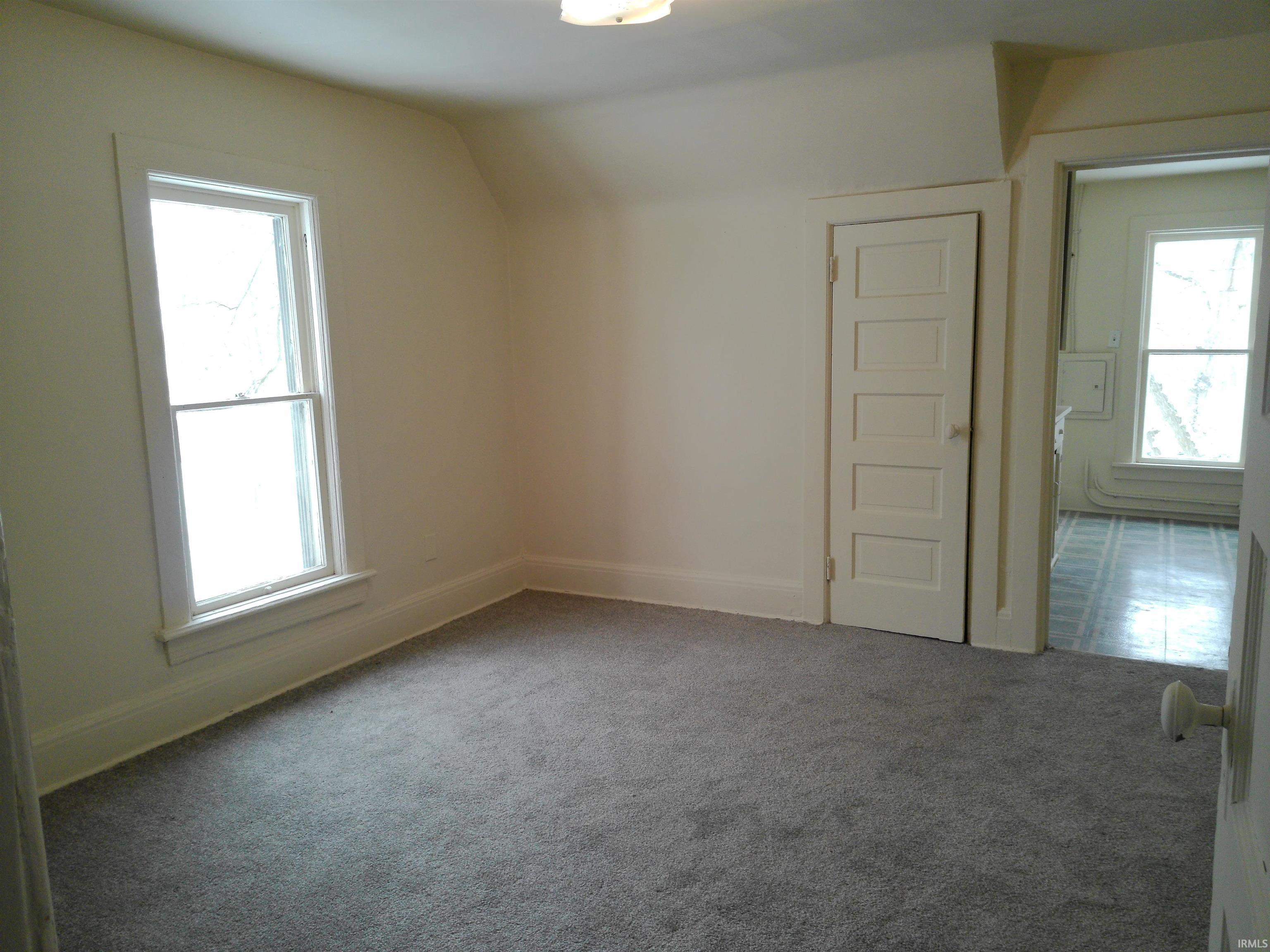 1619 Leer Street South Bend IN 46613