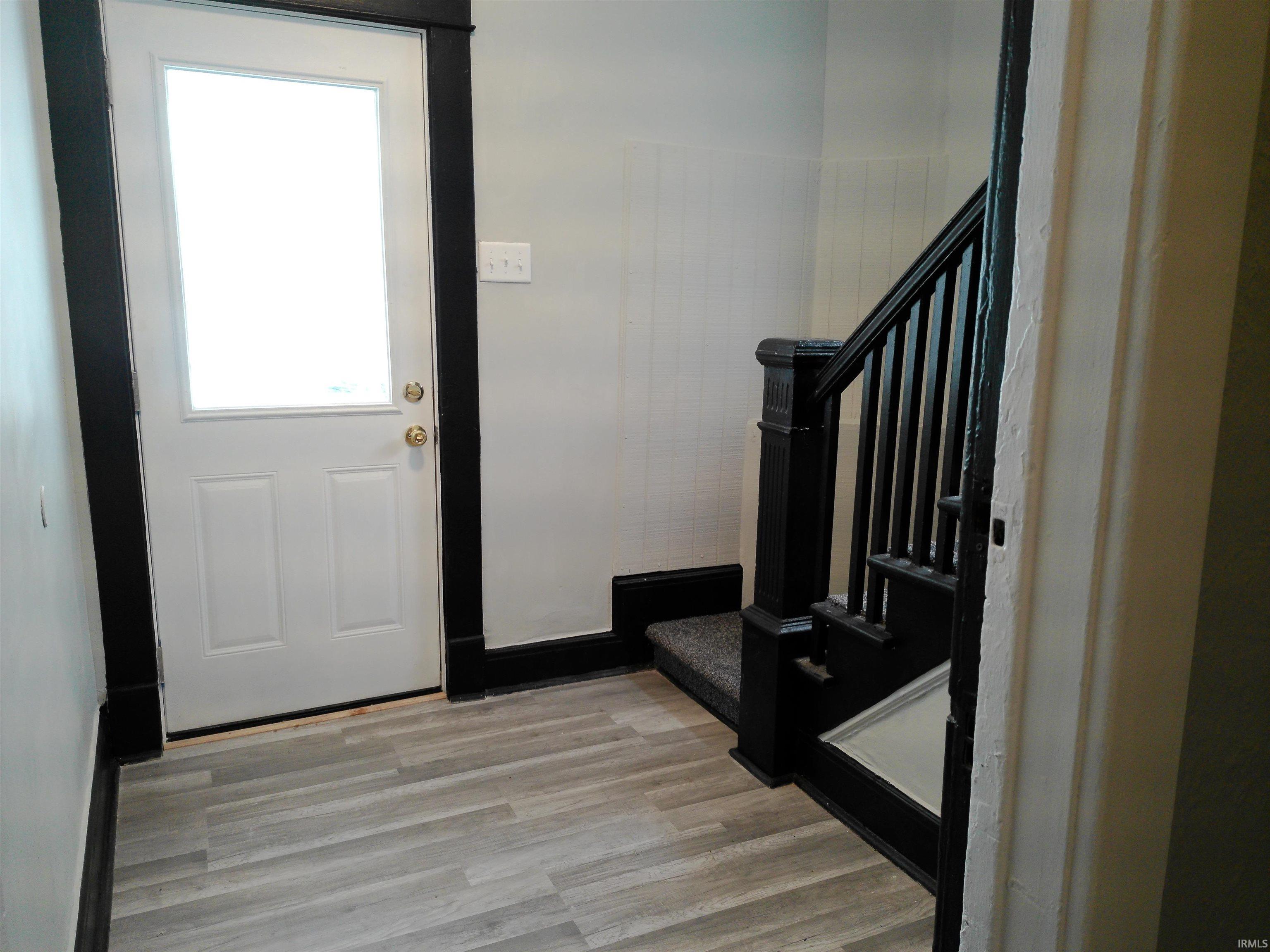 1619 Leer Street South Bend IN 46613