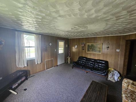 702 S Durbin Street Bicknell IN 47512