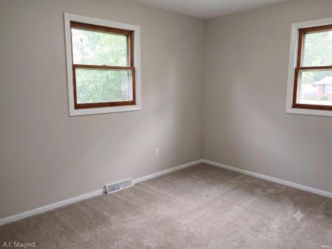 1104 N Hiawatha Drive Syracuse IN 46567