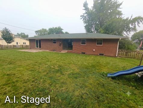 1104 N Hiawatha Drive Syracuse IN 46567