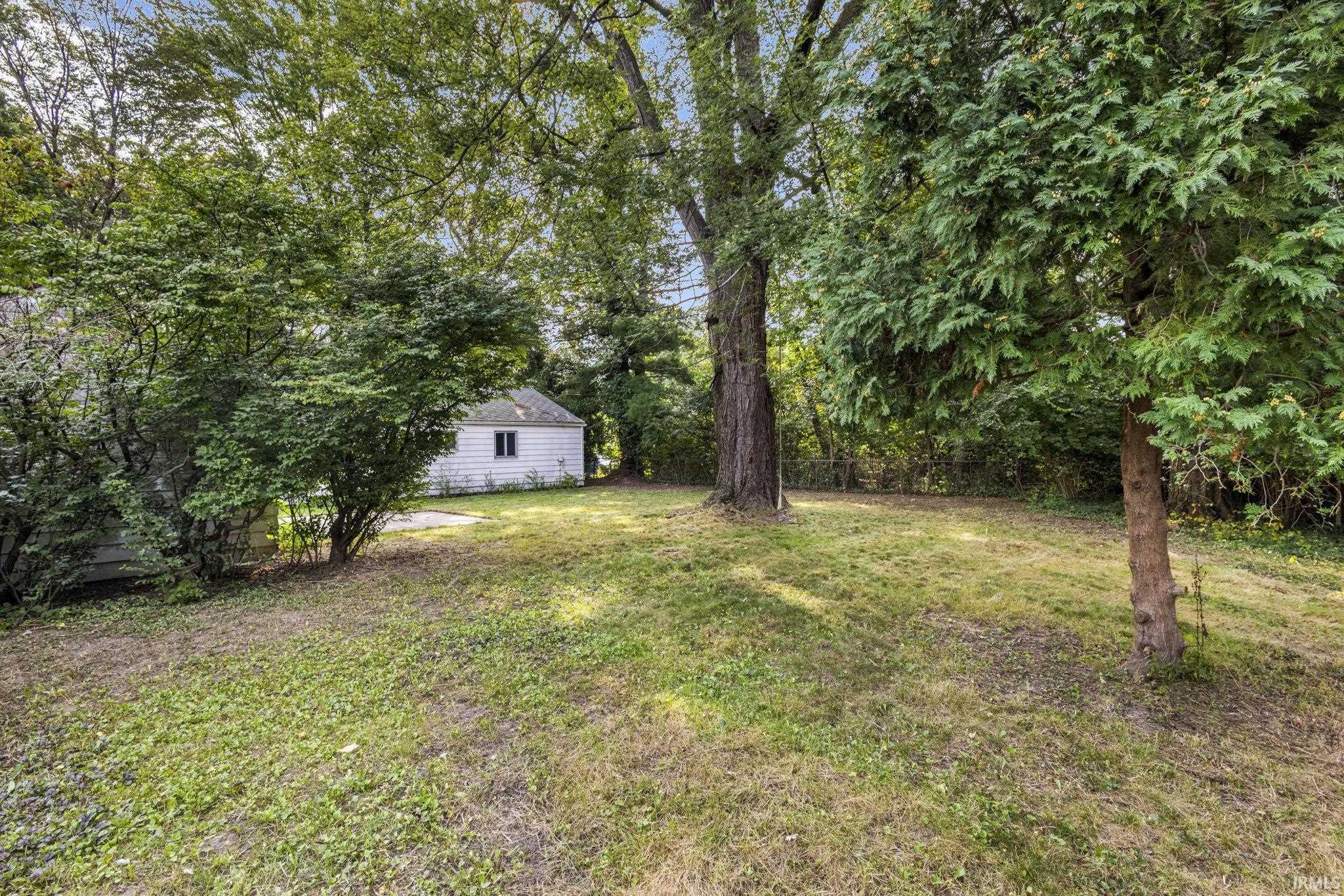 2729 Hilltop Drive South Bend IN 46614