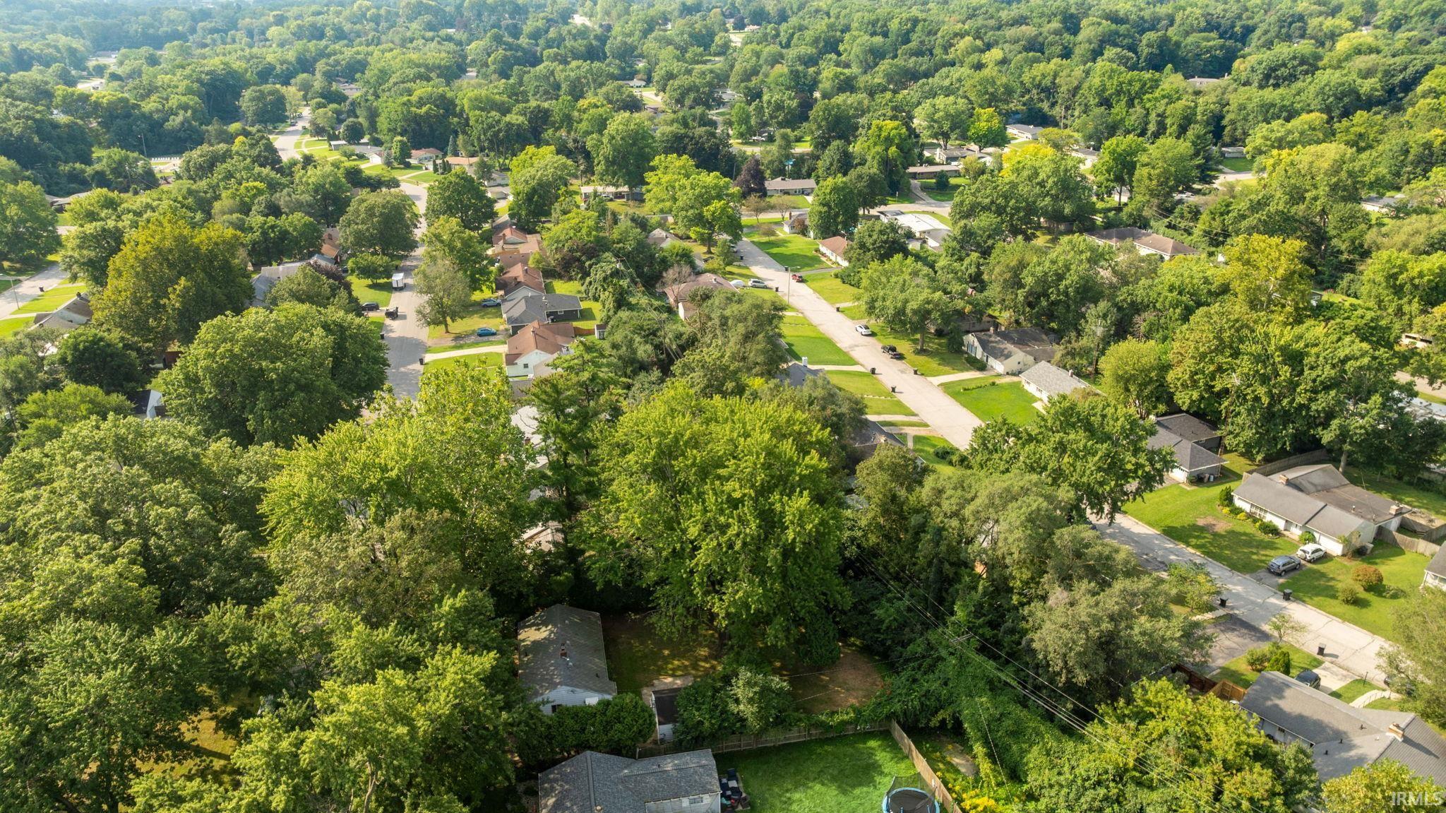 2729 Hilltop Drive South Bend IN 46614