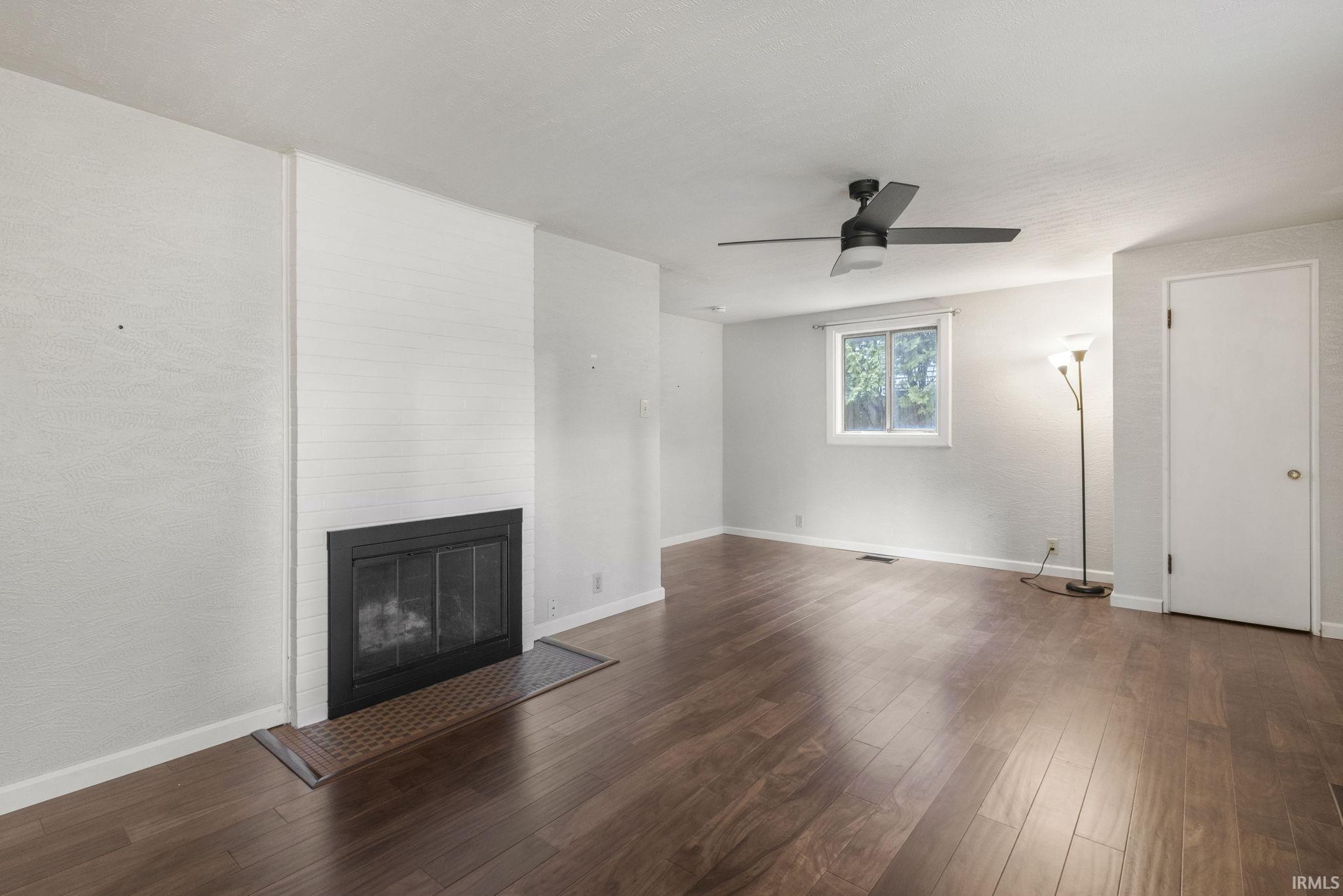 2729 Hilltop Drive South Bend IN 46614