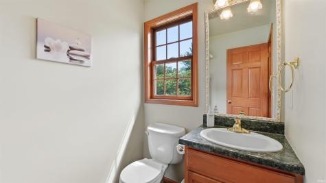 605 E Wawonaissa Drive Syracuse IN 46567