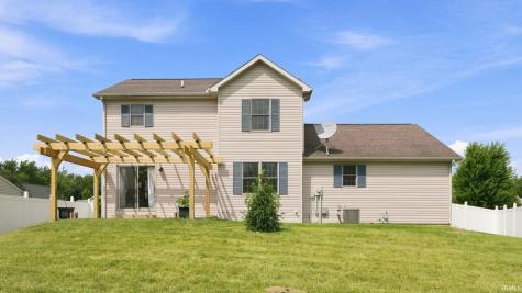 605 E Wawonaissa Drive Syracuse IN 46567