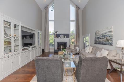300 Beringer Drive Evansville IN 47711