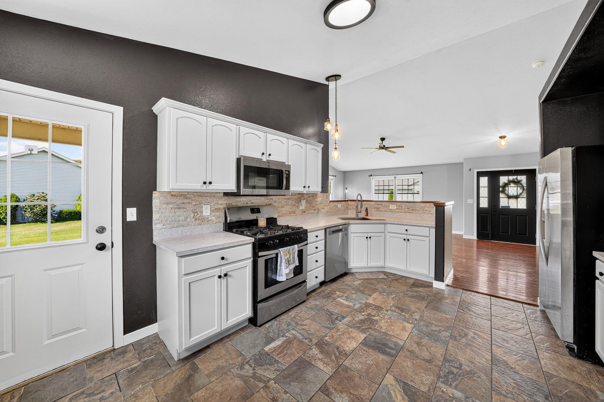 19638 Bluestem Lane Goshen IN 46528