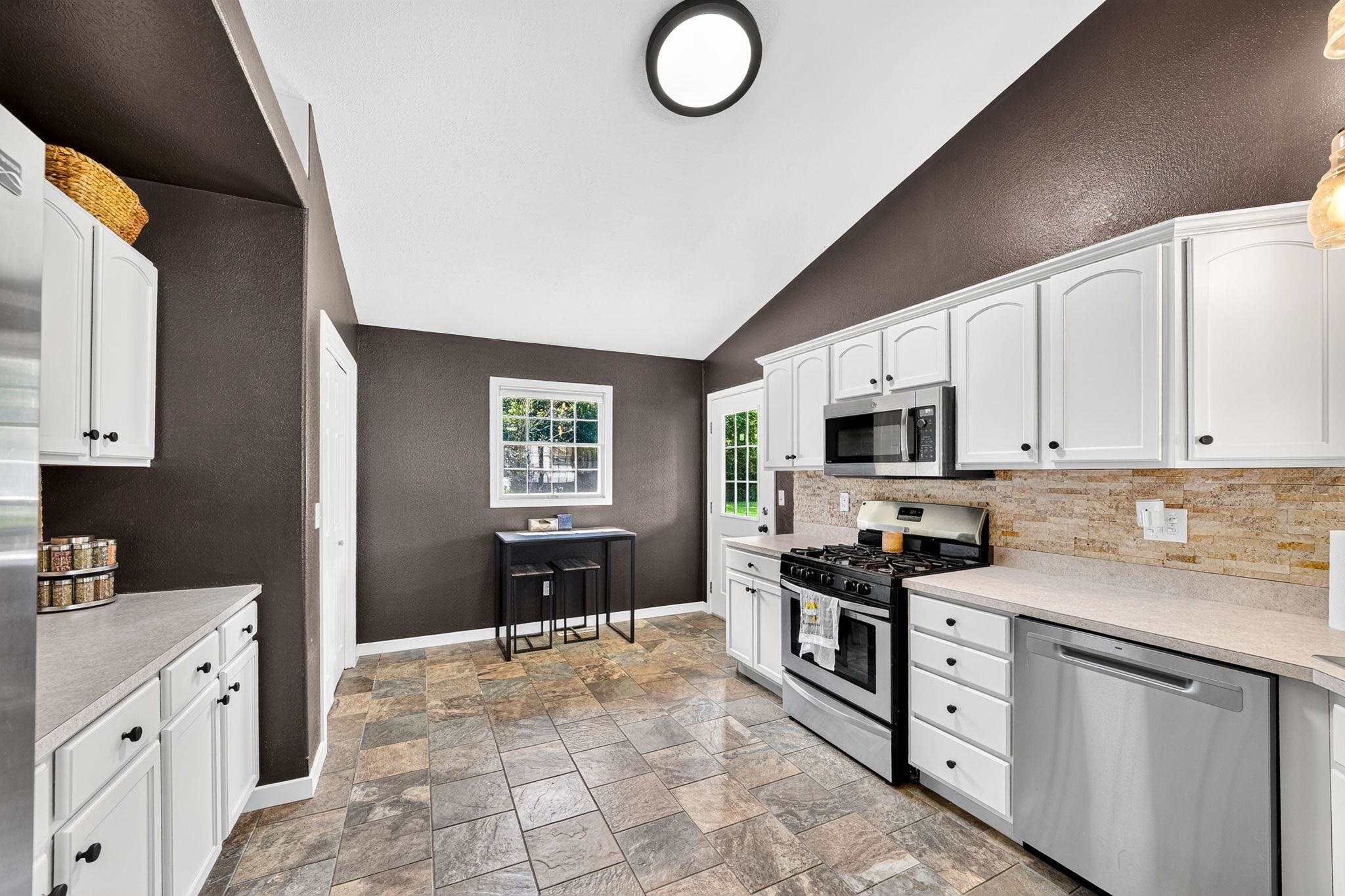 19638 Bluestem Lane Goshen IN 46528