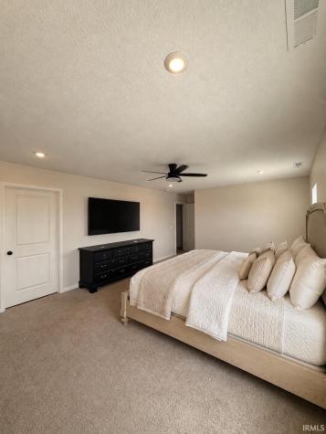 7986 Cordovan Cove Fort Wayne IN 46835