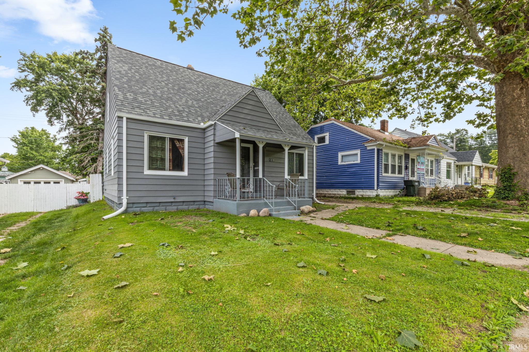 123 Donmoyer Avenue South Bend IN 46614