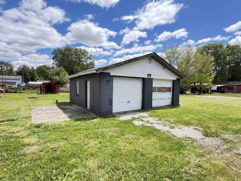 1621 W 16th Street Muncie IN 47302