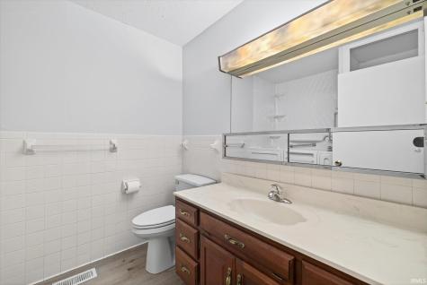 1529 E Dunstan Drive Bloomington IN 47401